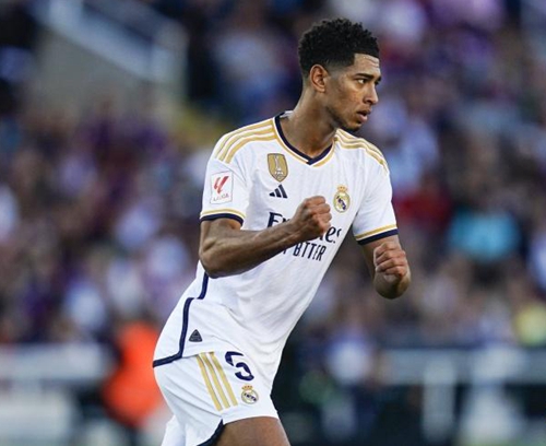 英媒：曼城前高管贝吉里斯坦任内带来4亿净增长，在体育总监里名列第一（英媒：曼城前高管贝吉里斯坦任内净增4亿，居体育总监榜首）