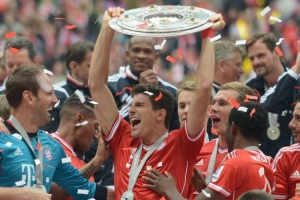 塞鸟、方昊、张玉宁连失良机，国安被河内公安绝杀小组出局（塞鸟、方昊、张玉宁屡失良机，国安遭河内公安补时绝杀，小组出局）