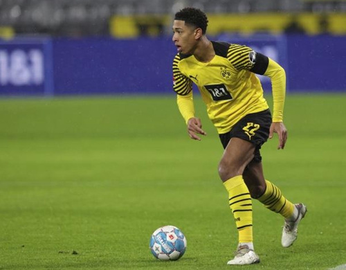 埃里克·加西亚打破的5个足球陈词滥调（埃里克·加西亚颠覆的五个足坛刻板印象）