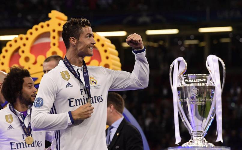 罗马诺：埃利奥特预计会回利物浦，利物浦将与维拉进行协商（罗马诺：埃利奥特有望回归利物浦，俱乐部将与维拉展开谈判）