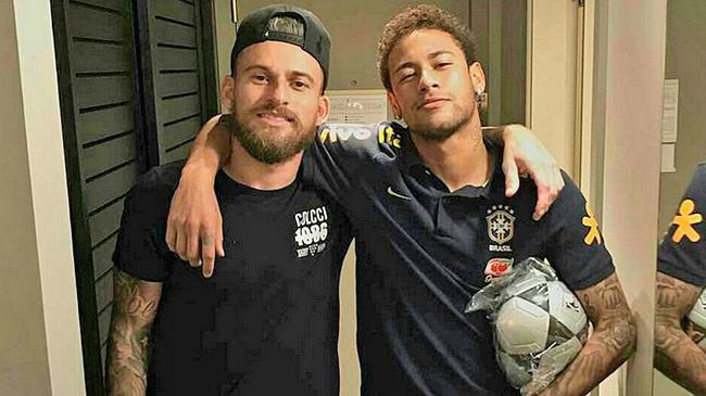 欧洲足坛夏窗转会：利物浦3500万欧签下莱昂尼（利物浦以3500万欧元签下莱昂尼，欧洲夏窗转会再添一笔）