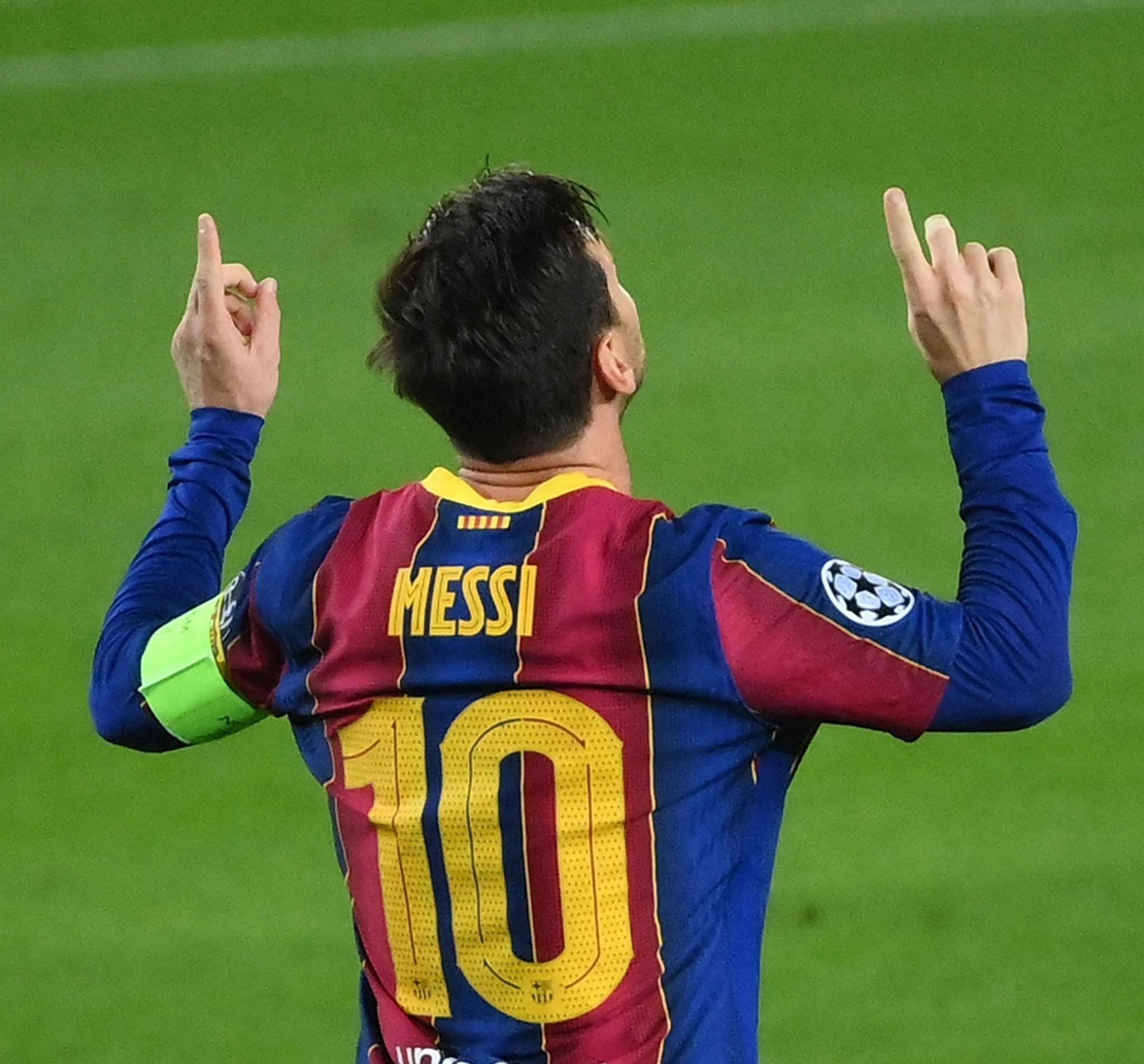 罗马公布战米兰名单：迪巴拉、多夫比克在列，弗格森伤缺（罗马公布战米兰大名单：迪巴拉、多夫比克入选，弗格森因伤缺阵）