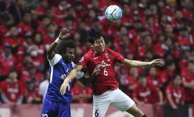 阿斯：贝蒂斯愿意为安东尼出2000万欧或租借，球员愿降薪回归（阿斯：贝蒂斯考虑以2000万欧买断或租借安东尼，球员愿降薪回归）