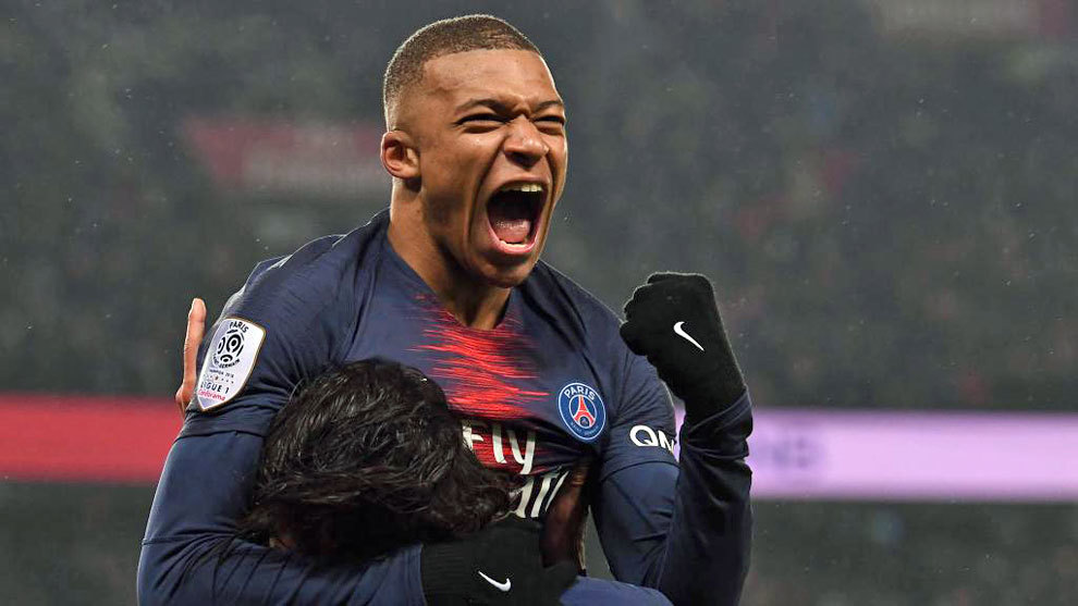 过去6场32+8+8！哈登三节空砍31+5+8，快船28分惨败，近10场仅1胜（近6战场均32+8+8！哈登三节轰31+5+8仍无力回天，快船惨负28分，近10场仅1胜）