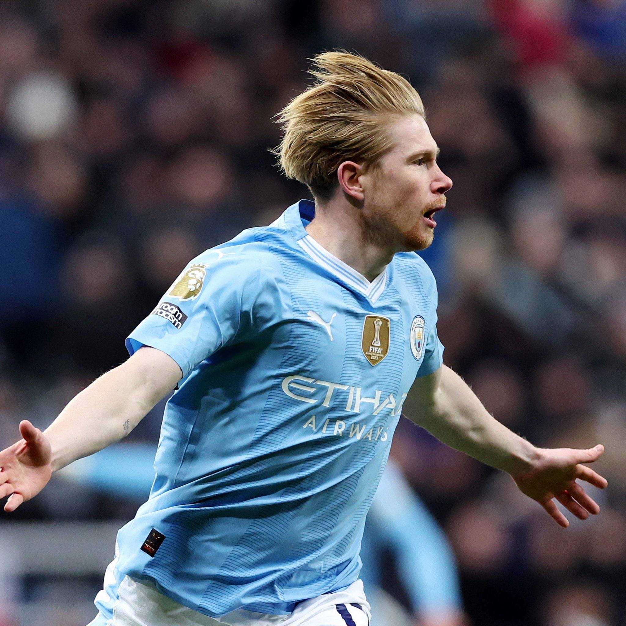 尤尔曼德：马扎腿部有些不适；霍夫曼预判强，是球队重要一员（尤尔曼德：马扎腿部轻微不适；霍夫曼预判能力突出，是队内重要一员）